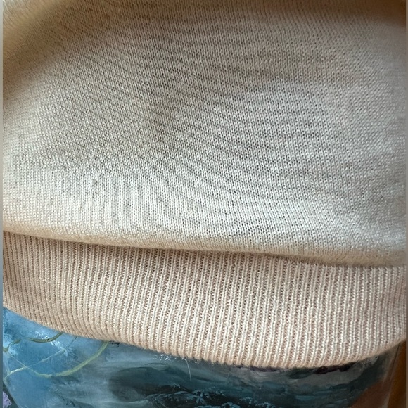 Champagne coloured Jonston of Elgins fine cashmere turtleneck, small. - Picture 3 of 10